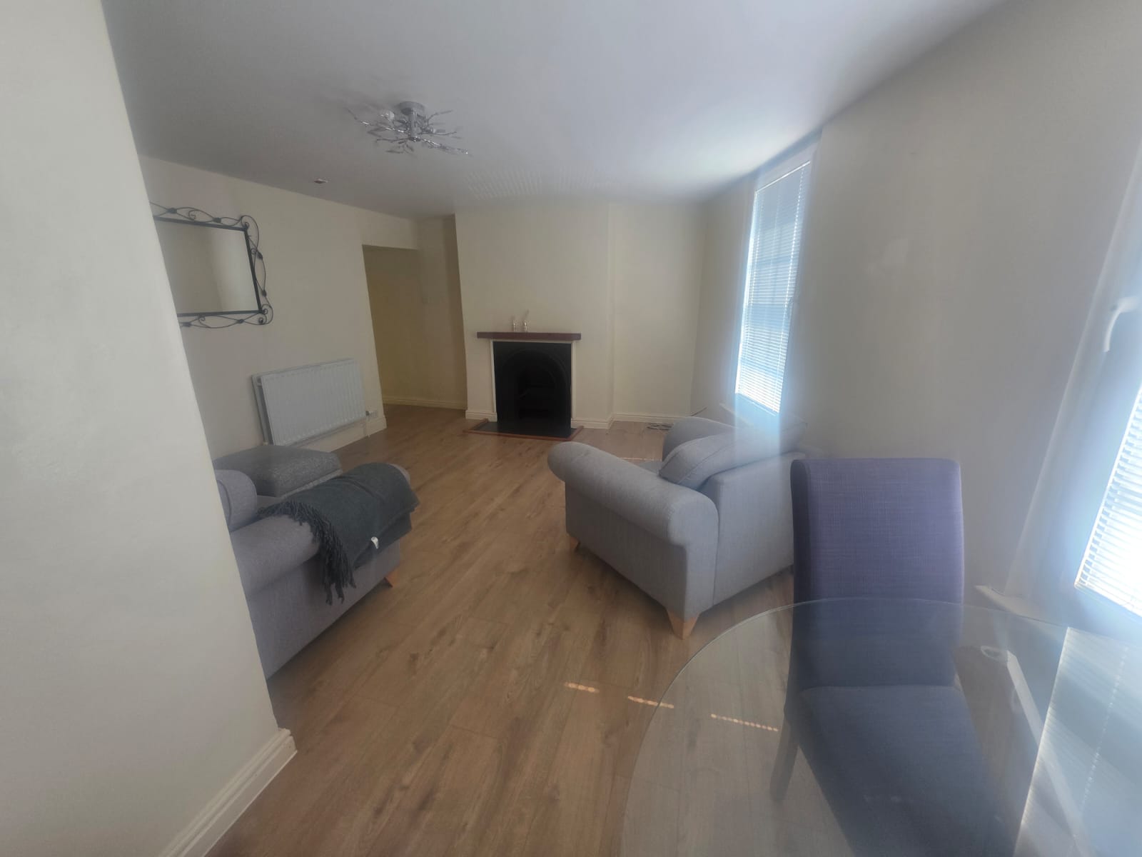 17b Warwick Road